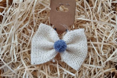 Bézs masnis hajgumi