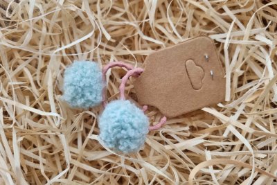 Türkíz pompon hajgumi