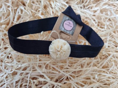 Fekete hajpánt bézs pompommal 