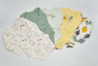 Kisfiú mintás hosszú ujjú body csomag